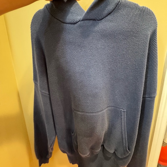 Scholar Hooded Sweater Navy Alo Yoga - Picture 4 of 4